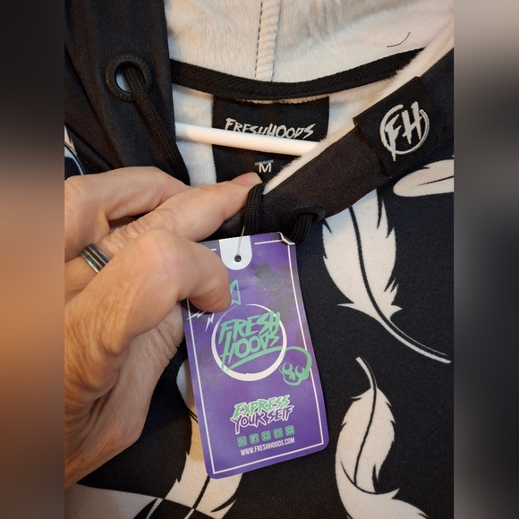 Fresh Hoods Black and White Feather Hoodie - Picture 2 of 3